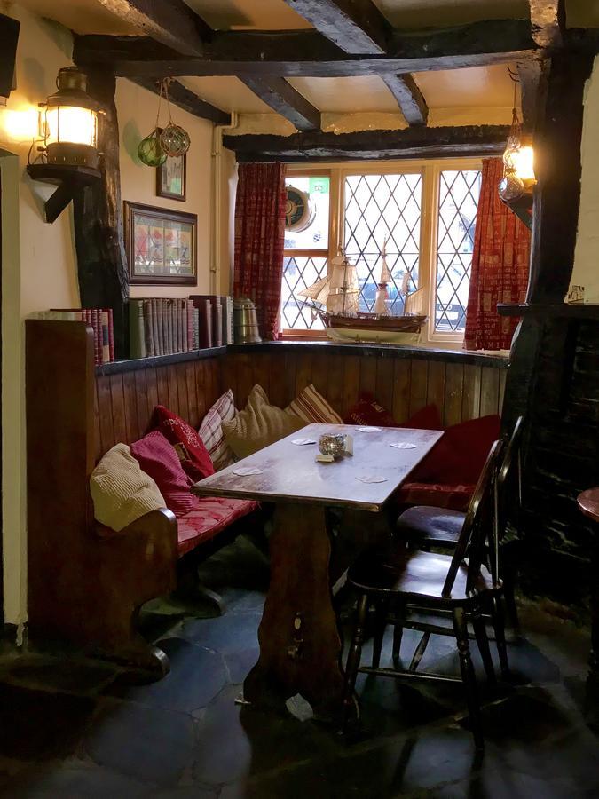 Jolly Sailor Inn 루 외부 사진