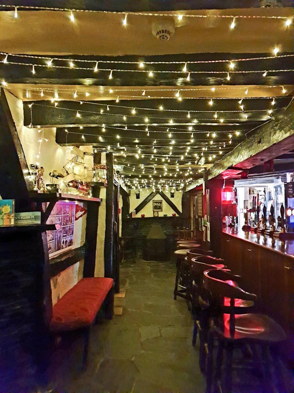 Jolly Sailor Inn 루 외부 사진