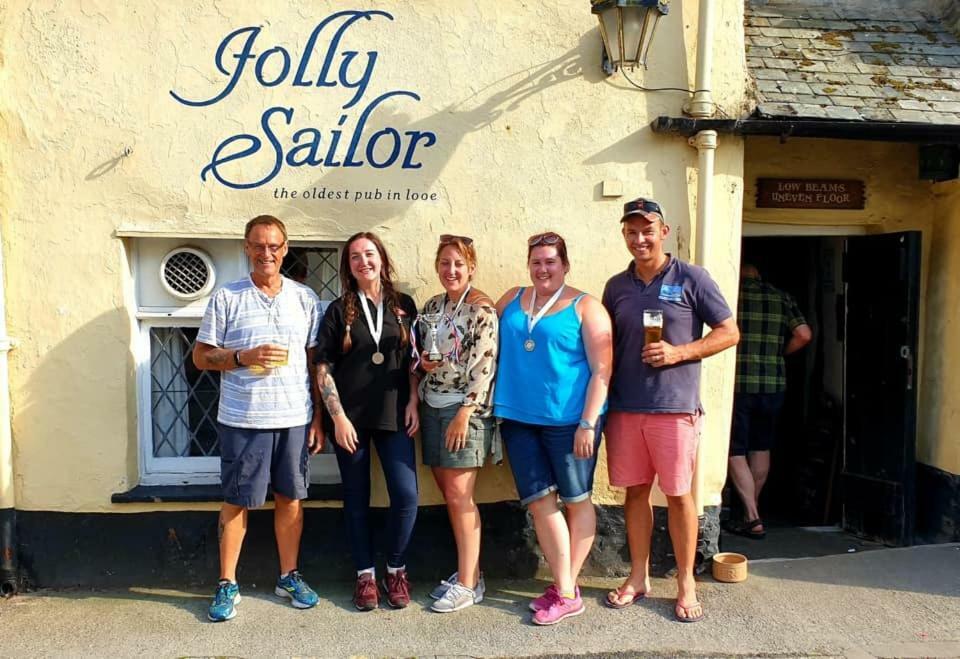 Jolly Sailor Inn 루 외부 사진
